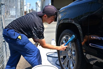 金曜は週に１回の定期洗車の日！